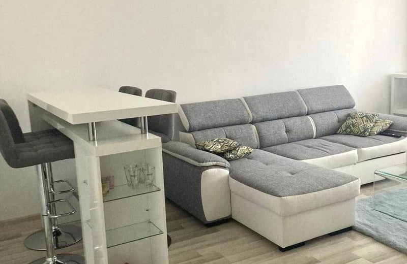 Alquiler de un acogedor apartamento de 2 habitaciones con cocina independiente y balcón, Sector 6, Bucarest, Rumanía